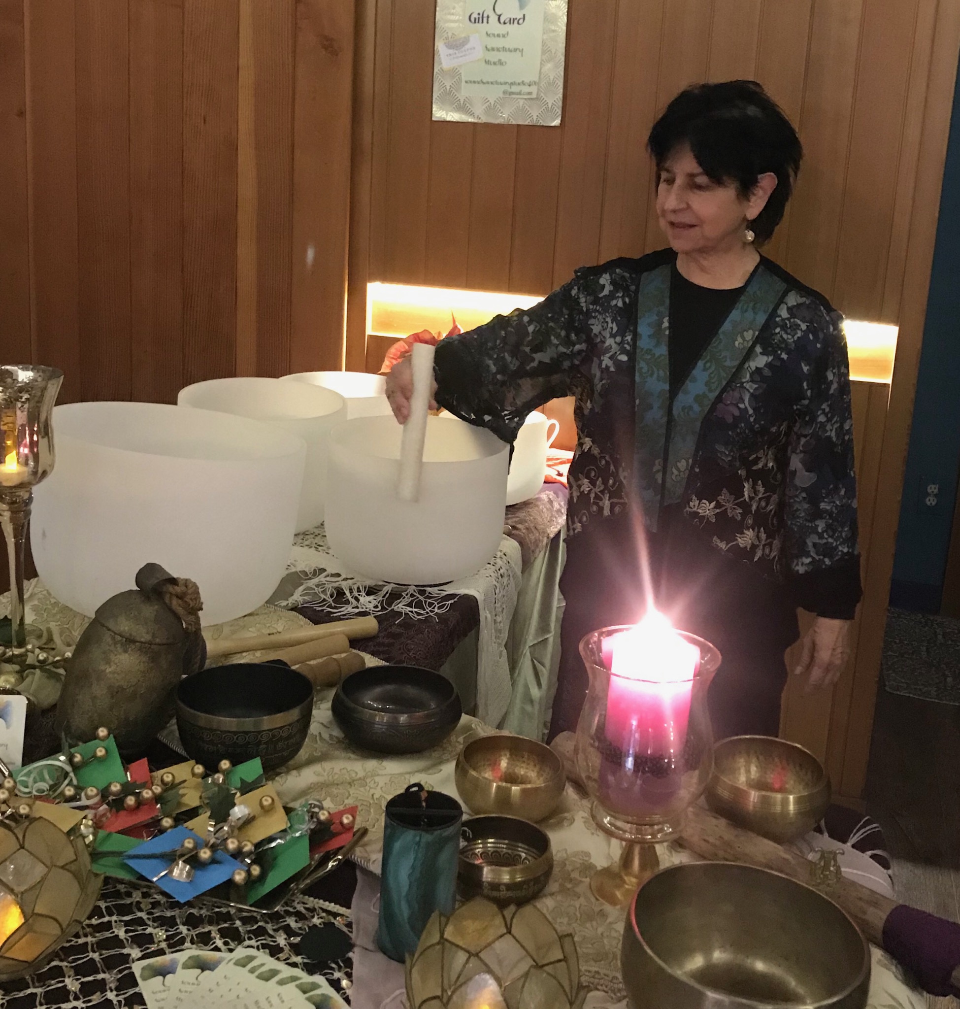 Cayt - Sound Therapy Practitioner